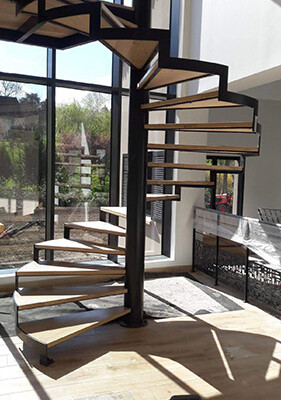 Menuiserie Taquet ile de France fabrication escalier hélicoïdale